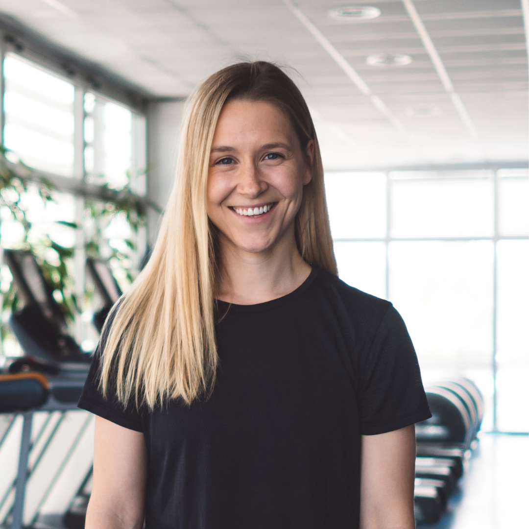 <em>Nicole Douglas</em>